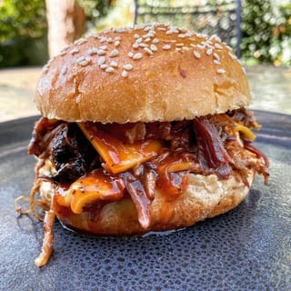 PULLEDPORK CHEESE BURGER Sandwich (Copy)