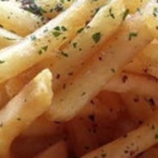 Parmesan Truffle Fries with Garlic Aioli Sauce